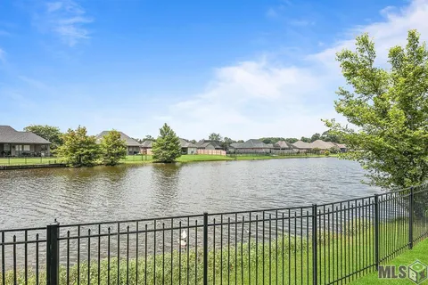 $2,200 | 16950 River Birch Avenue, Central, LA 70739