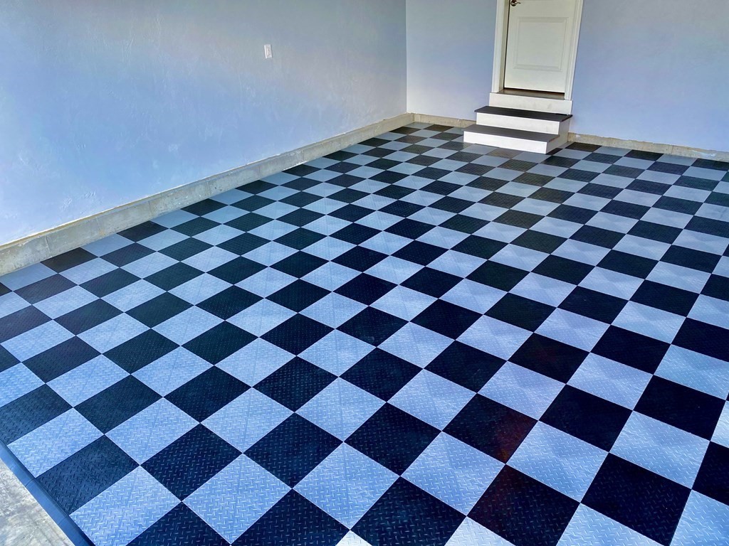 72 Brookview Road, Unit 72 Franklin, MA 02038 - Photo 27 of 29 a black and white checkered floor