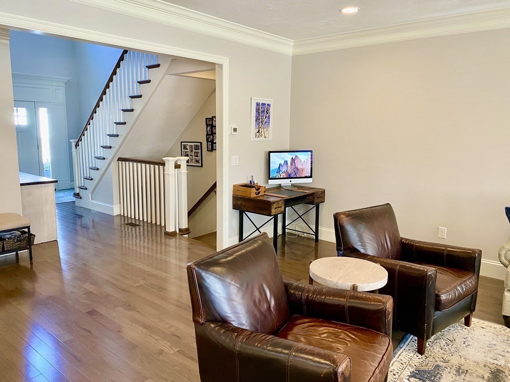 72 Brookview Road, Unit 72 Franklin, MA 02038 - Photo 10 of 29 a living room with furniture