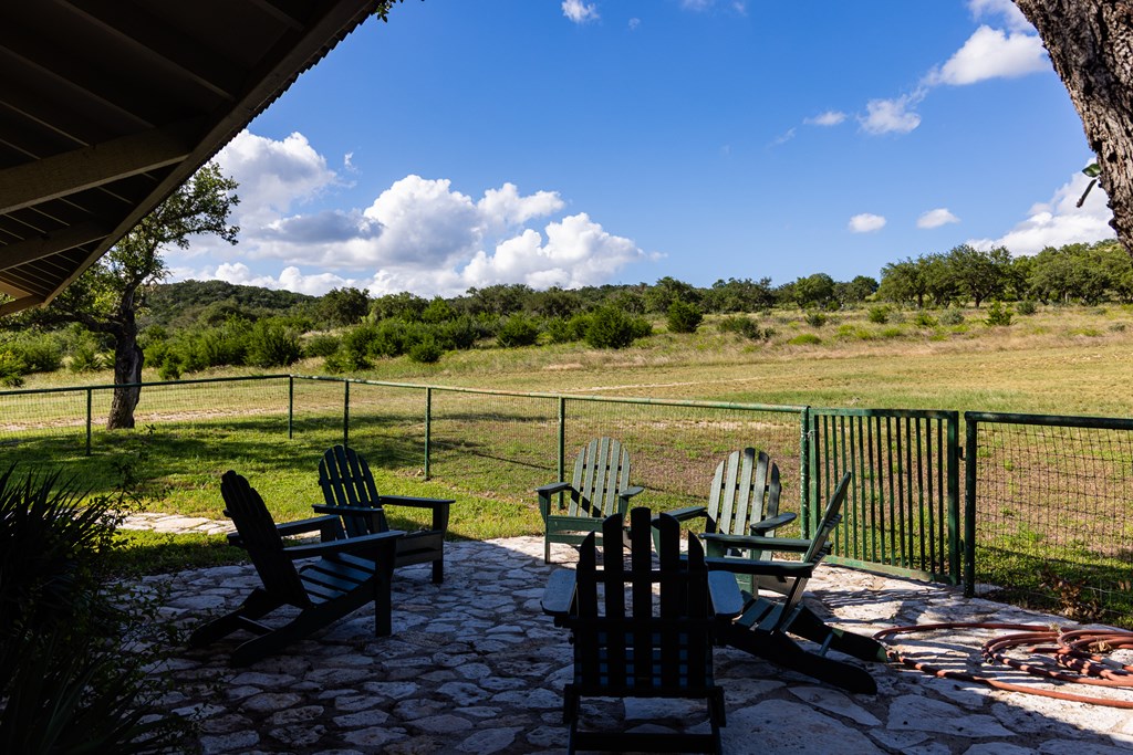 161 Flach Road Comfort, TX 78013 - Photo 34 of 55 Gallery Image 34