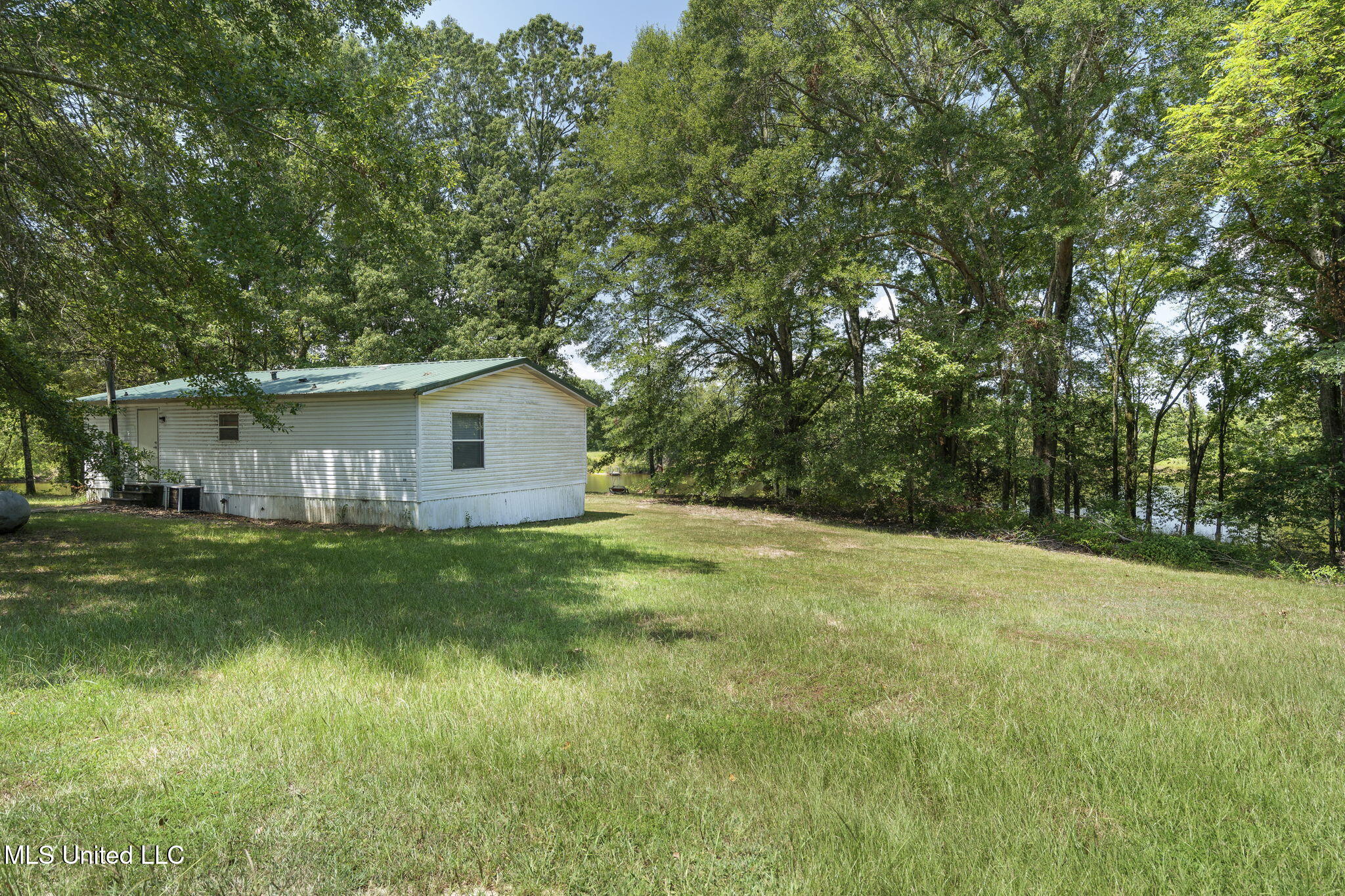 1761 Parks Place Road Como, MS 38619 - Photo 16 of 29 18-web-or-mls-1761 Parks Place Rd-18