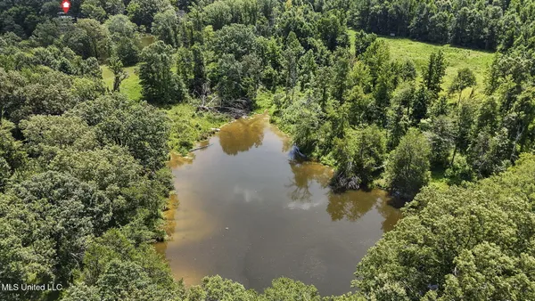 $625,000 | 1761 Parks Place Road, Como, MS 38619