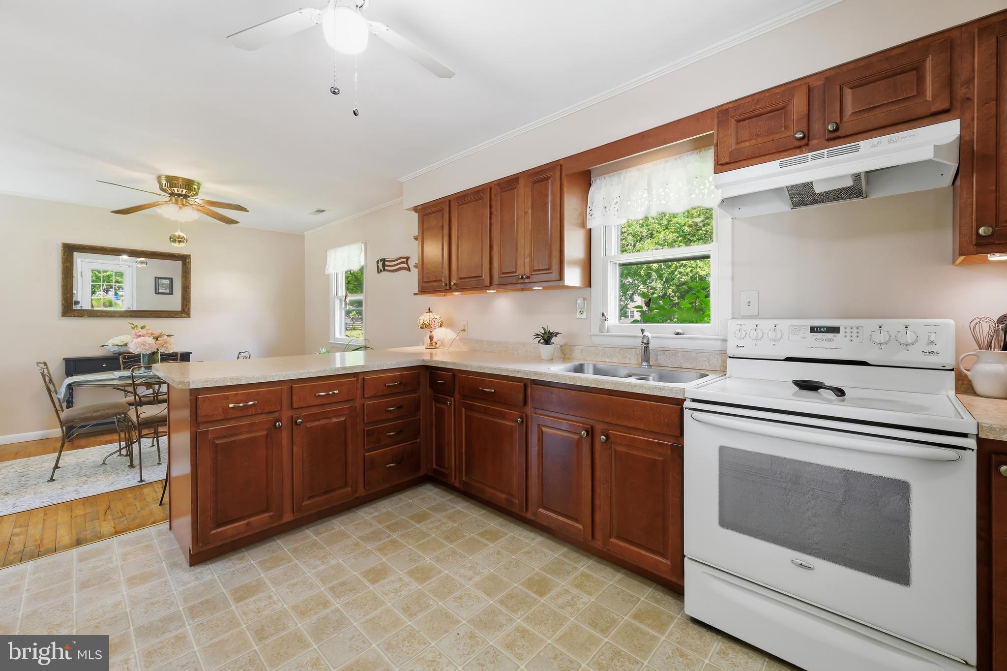 719 Old Love Point Road Stevensville, MD 21666 - Photo 5 of 33 Kitchen
