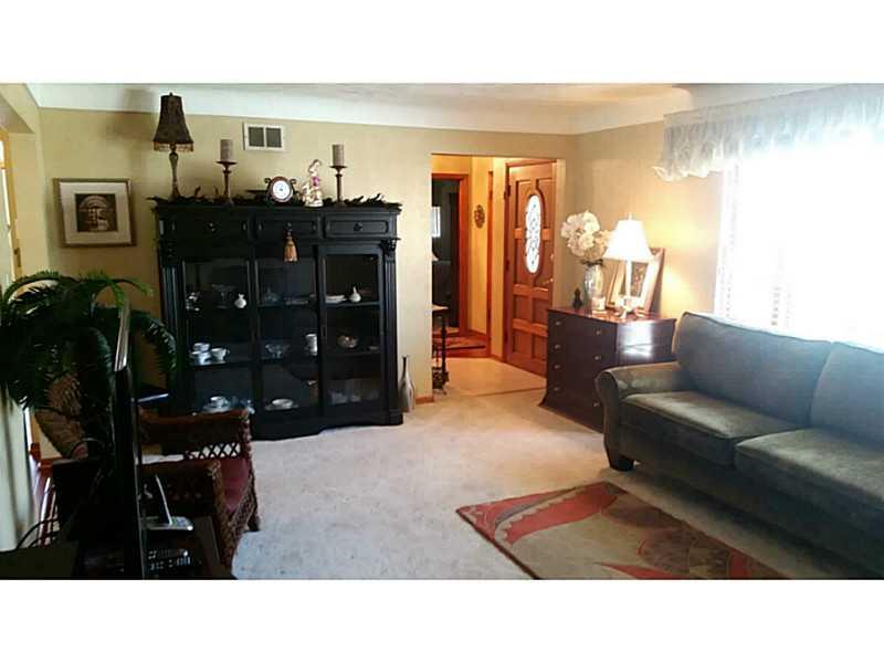 1340 Rostraver Road Belle Vernon, PA 15012 - Photo 6 of 23 Living Room.