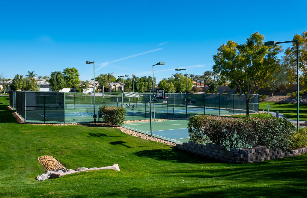 Tennis - Sports Courts