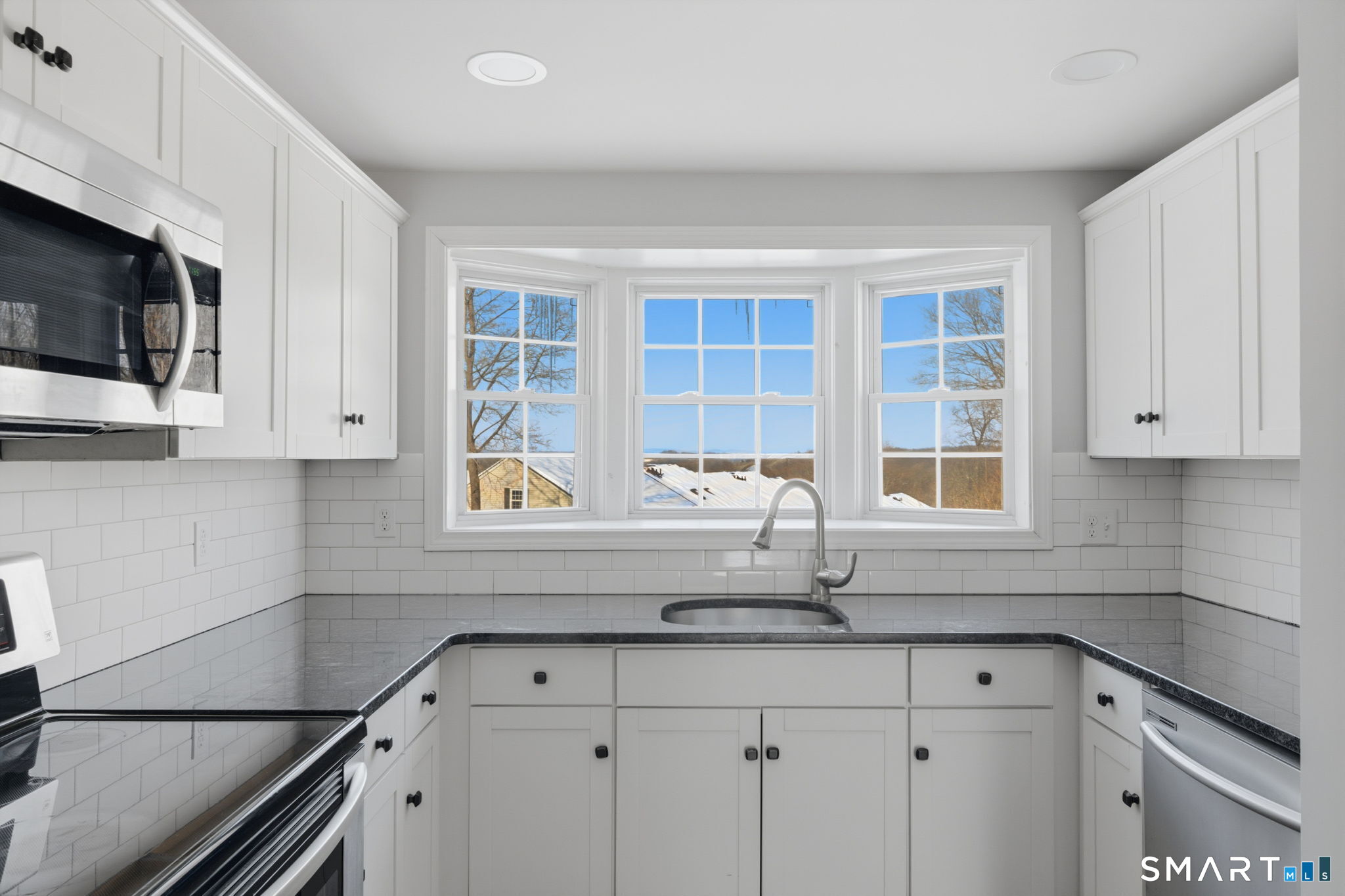 182 Rising Trail Drive, Unit 182 Middletown, CT 06457 - Photo 11 of 39