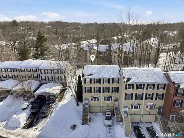 $259,900 | 182 Rising Trail Drive, Unit 182, Middletown, CT 06457