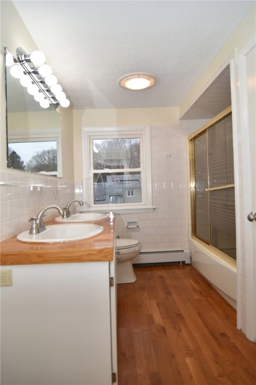 29 Park Road East Providence, RI 02915 - Photo 19 of 33 Gallery Image 19