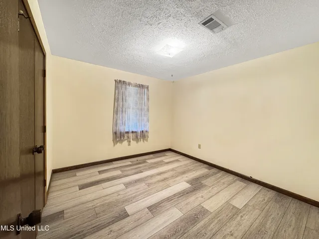 $152,500 | 624 Cedar Springs Drive, Jackson, MS 39212