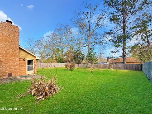 $152,500 | 624 Cedar Springs Drive, Jackson, MS 39212