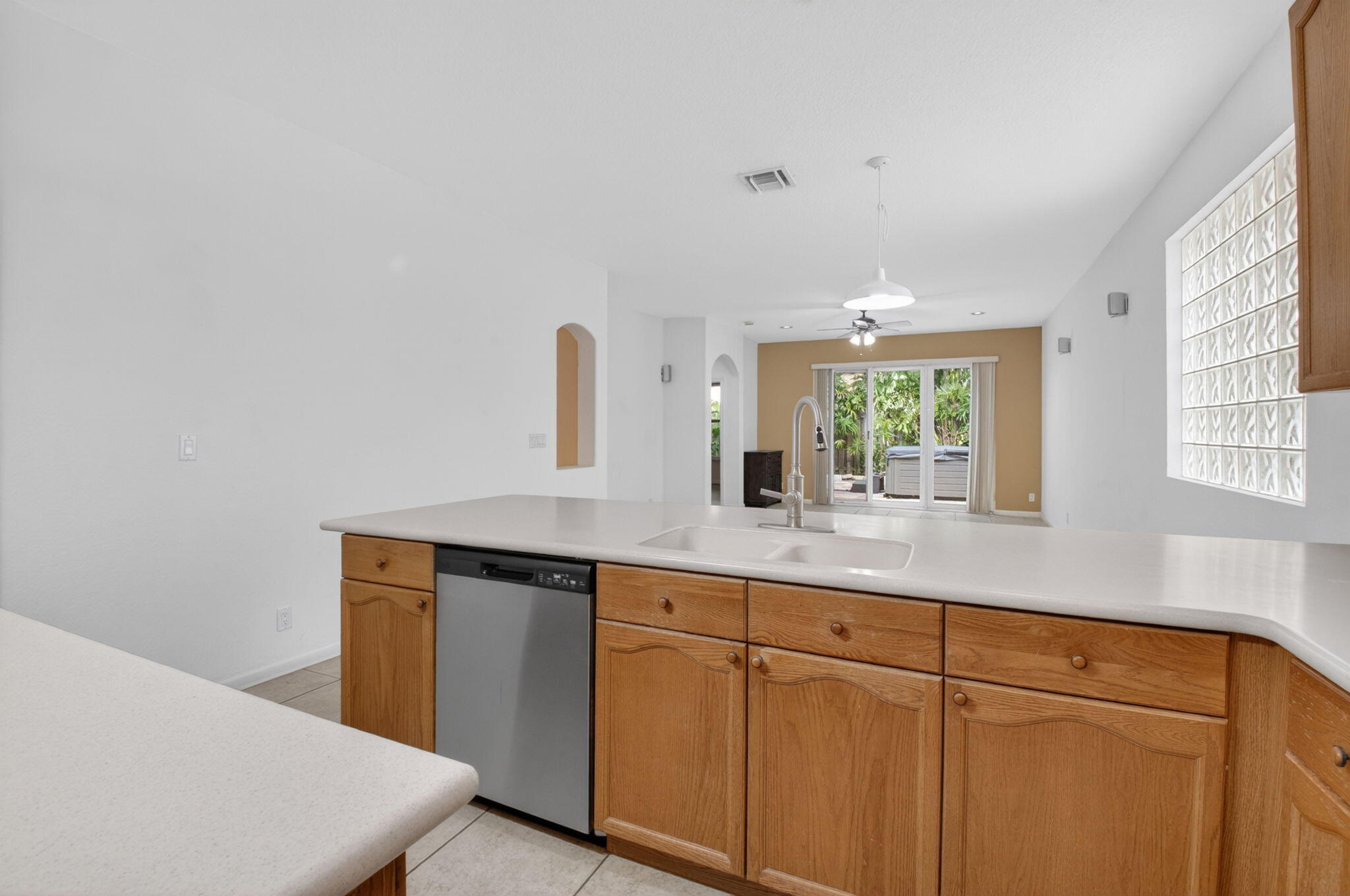 5049 Sancerre Circle Lake Worth, FL 33463 - Photo 23 of 48 25-web-or-mls-DSC_1520