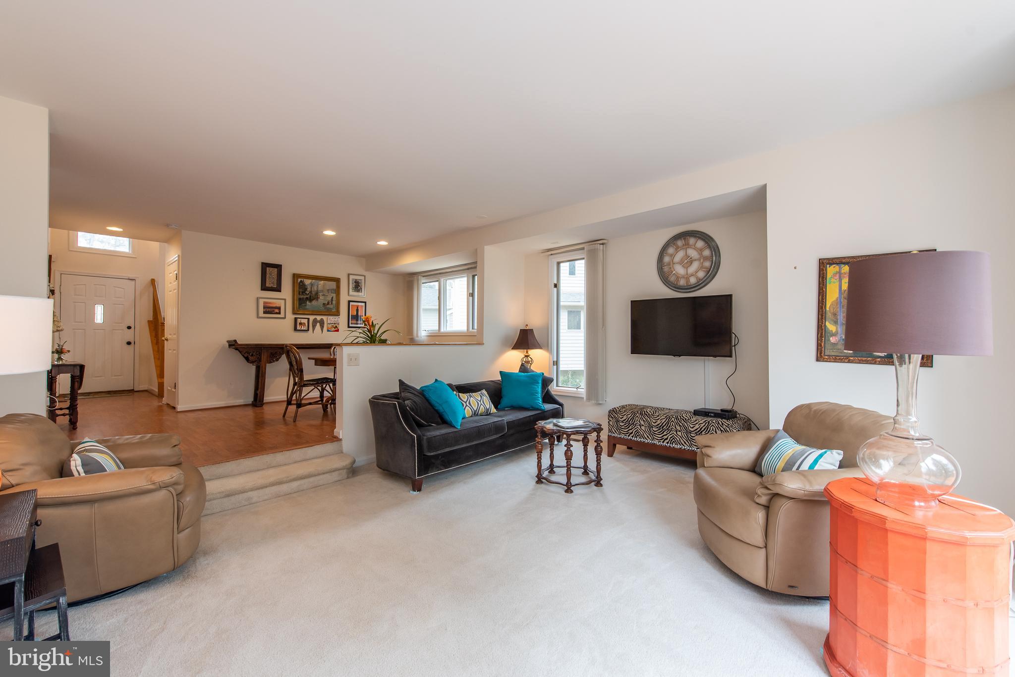 5107 Columbia Road, Unit 1422 Columbia, MD 21044 - Photo 2 of 42 Living Room