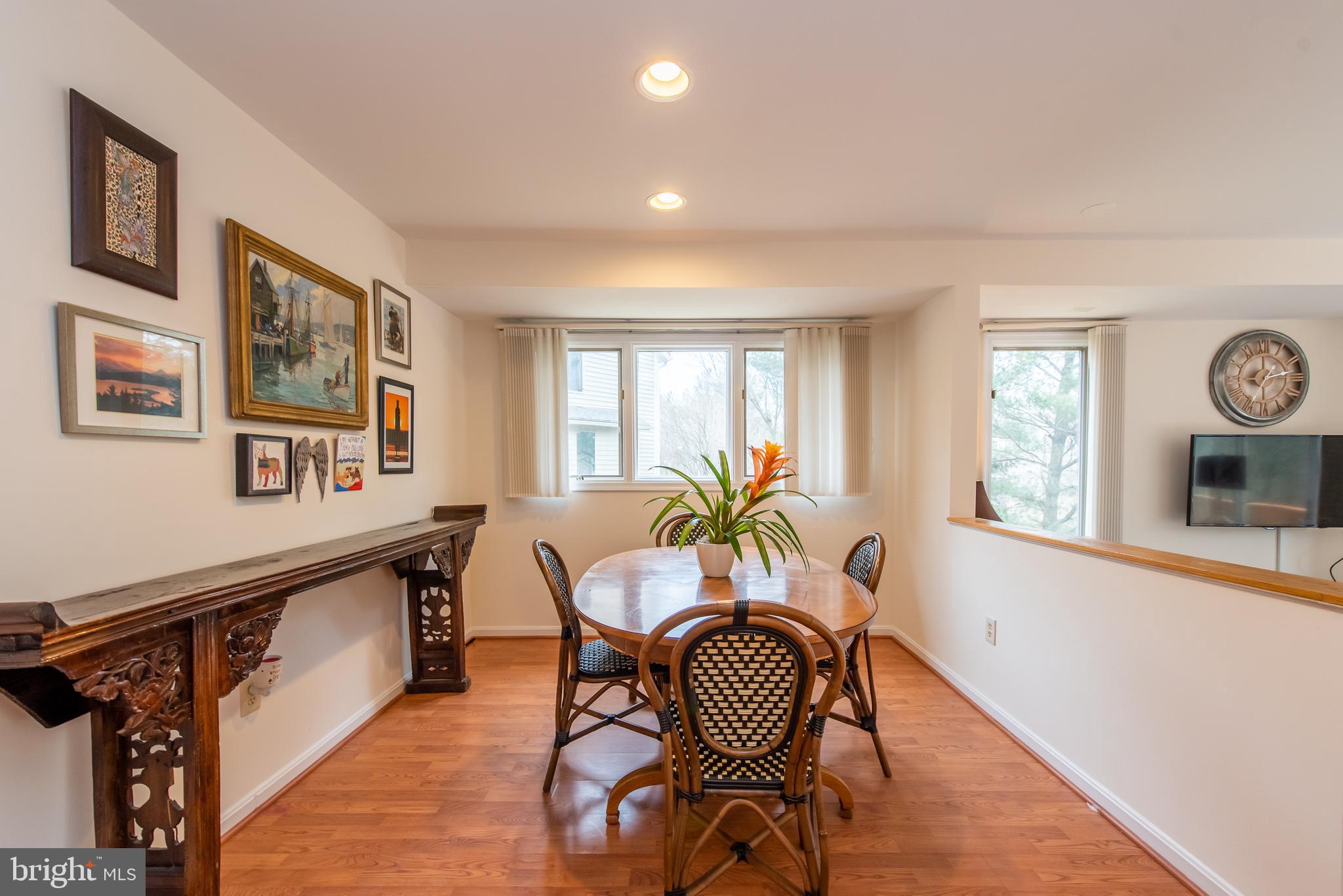5107 Columbia Road, Unit 1422 Columbia, MD 21044 - Photo 14 of 42 Dining Room