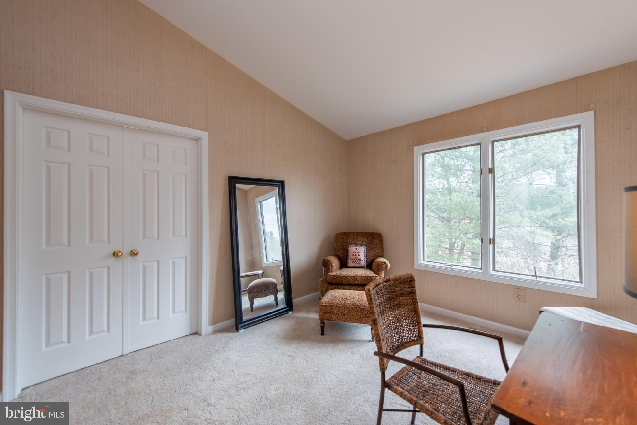 5107 Columbia Road, Unit 1422 Columbia, MD 21044 - Photo 20 of 42 Family Room