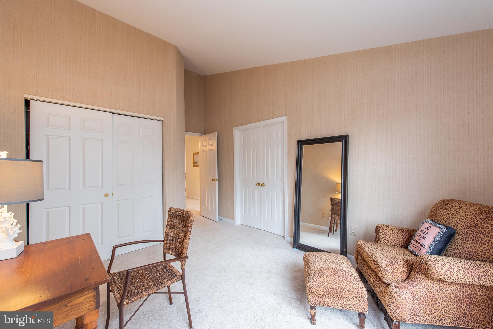 5107 Columbia Road, Unit 1422 Columbia, MD 21044 - Photo 22 of 42 Family Room