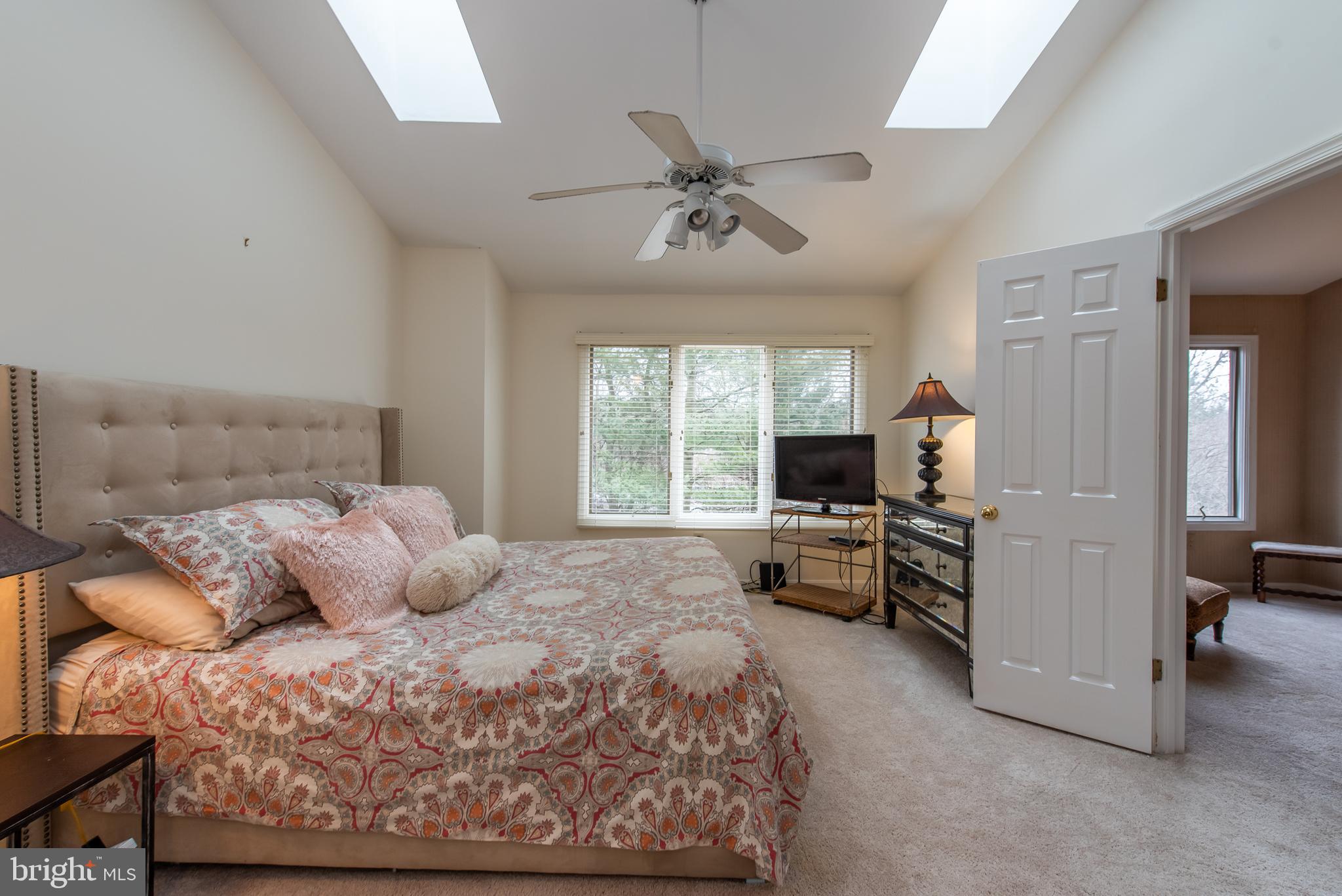5107 Columbia Road, Unit 1422 Columbia, MD 21044 - Photo 25 of 42 Master Bedroom
