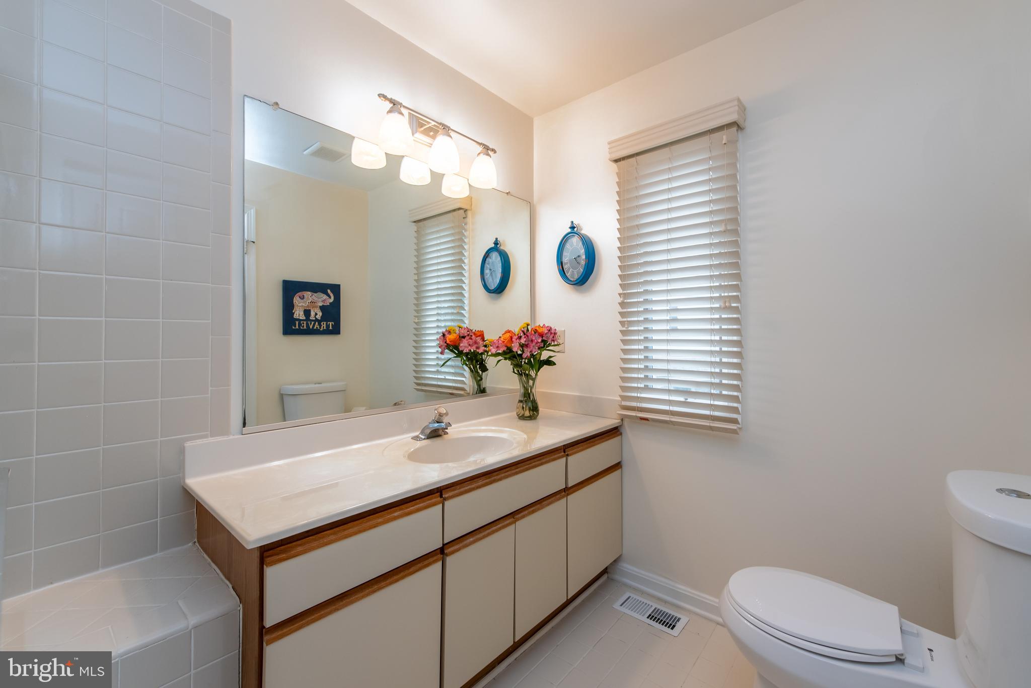 5107 Columbia Road, Unit 1422 Columbia, MD 21044 - Photo 31 of 42 Master Bath
