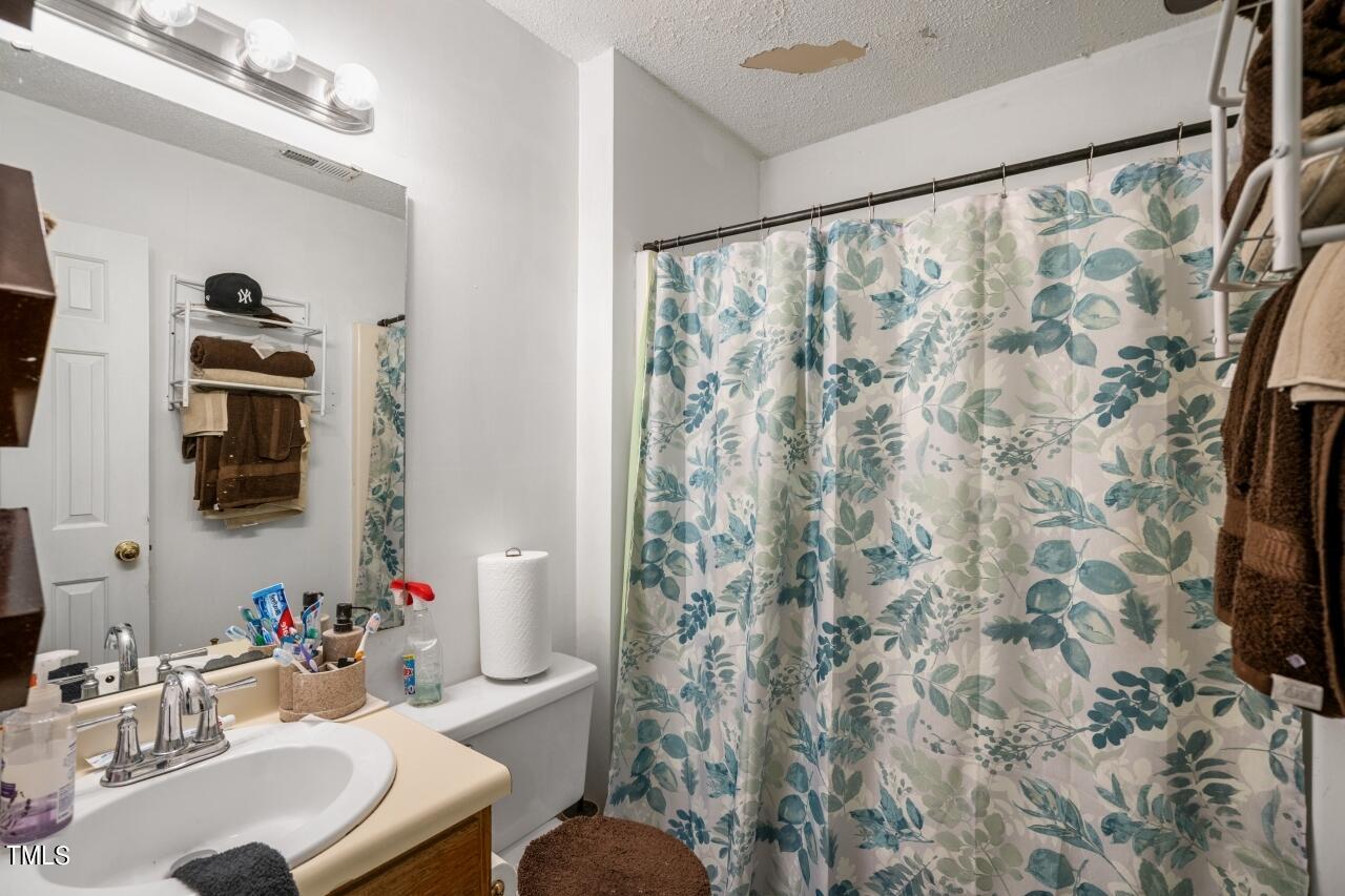 1705 Vintage Road Raleigh, NC 27610 - Photo 16 of 21 1705-vintage-007