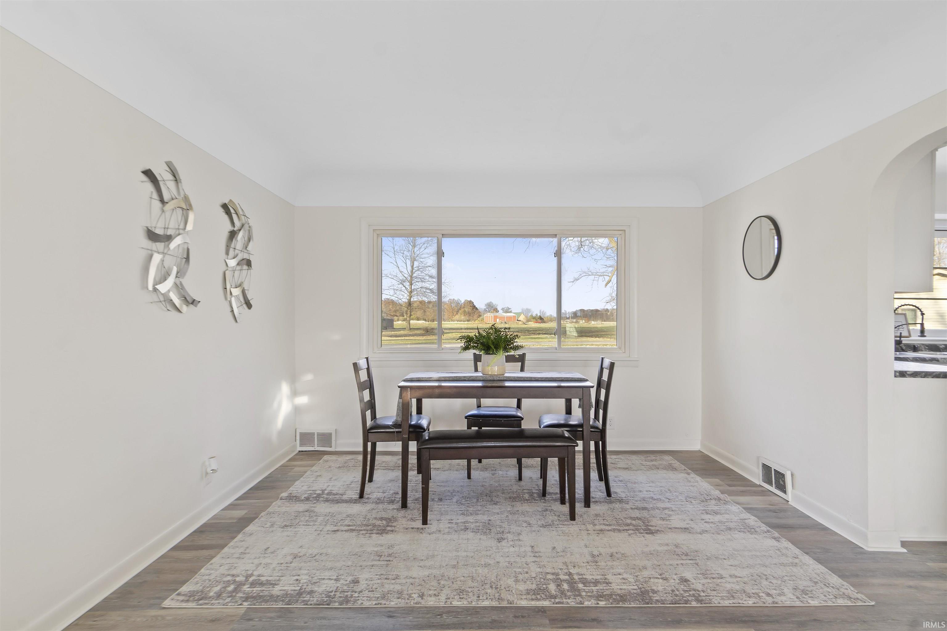 156 West Markle Road Huntington, IN 46750 - Photo 5 of 19 Gallery Image 5