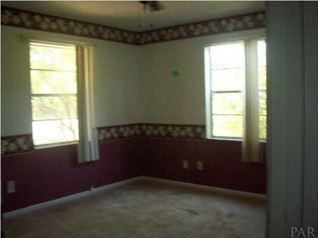 4460 Galt City Road Milton, FL 32583 - Photo 3 of 6 BEDROOM