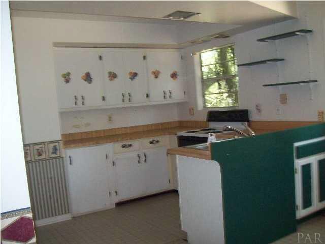 4460 Galt City Road Milton, FL 32583 - Photo 6 of 6 KITCHEN