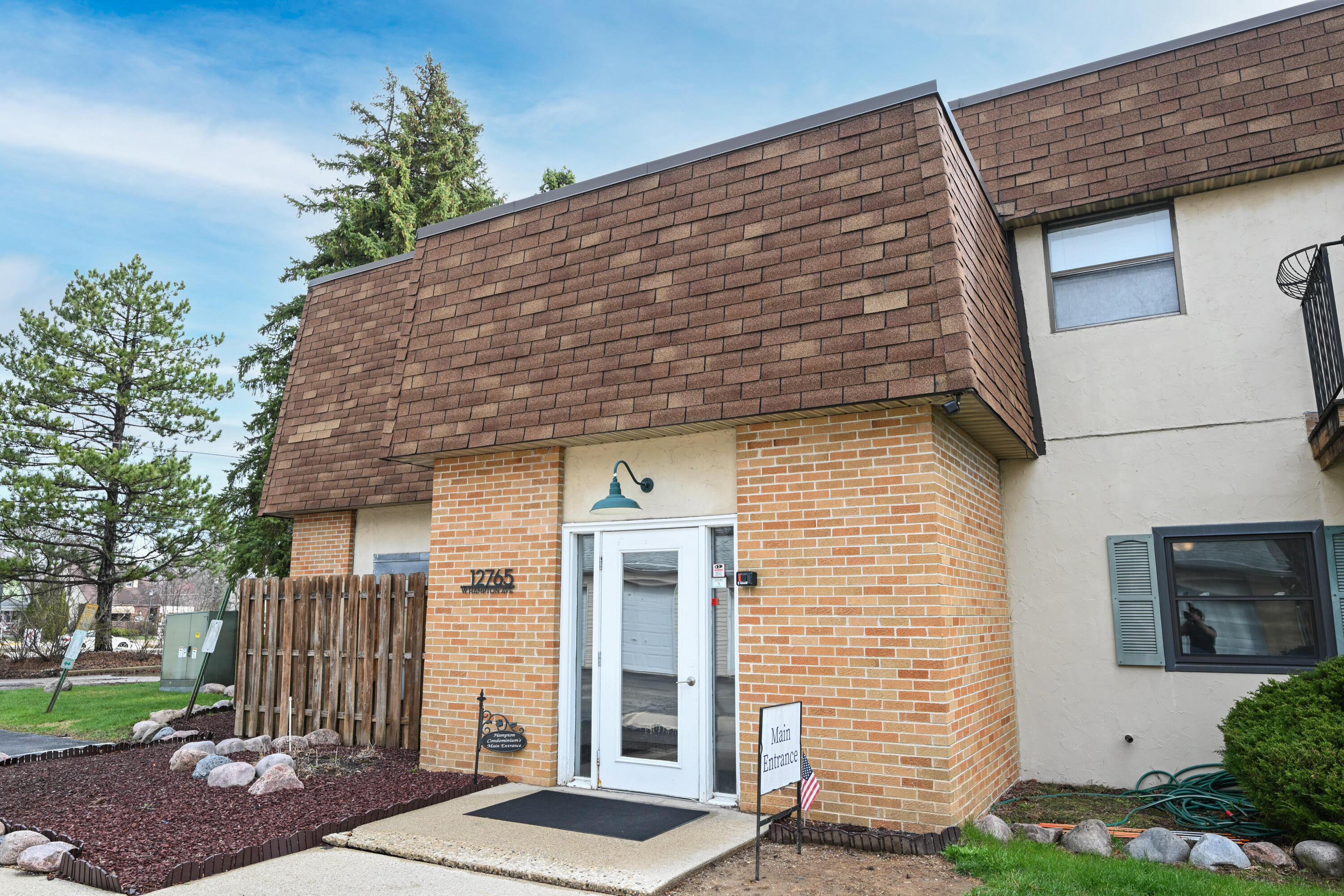 12765 West Hampton Avenue, Unit 207 Butler, WI 53007 - Photo 1 of 36 Photo (5)