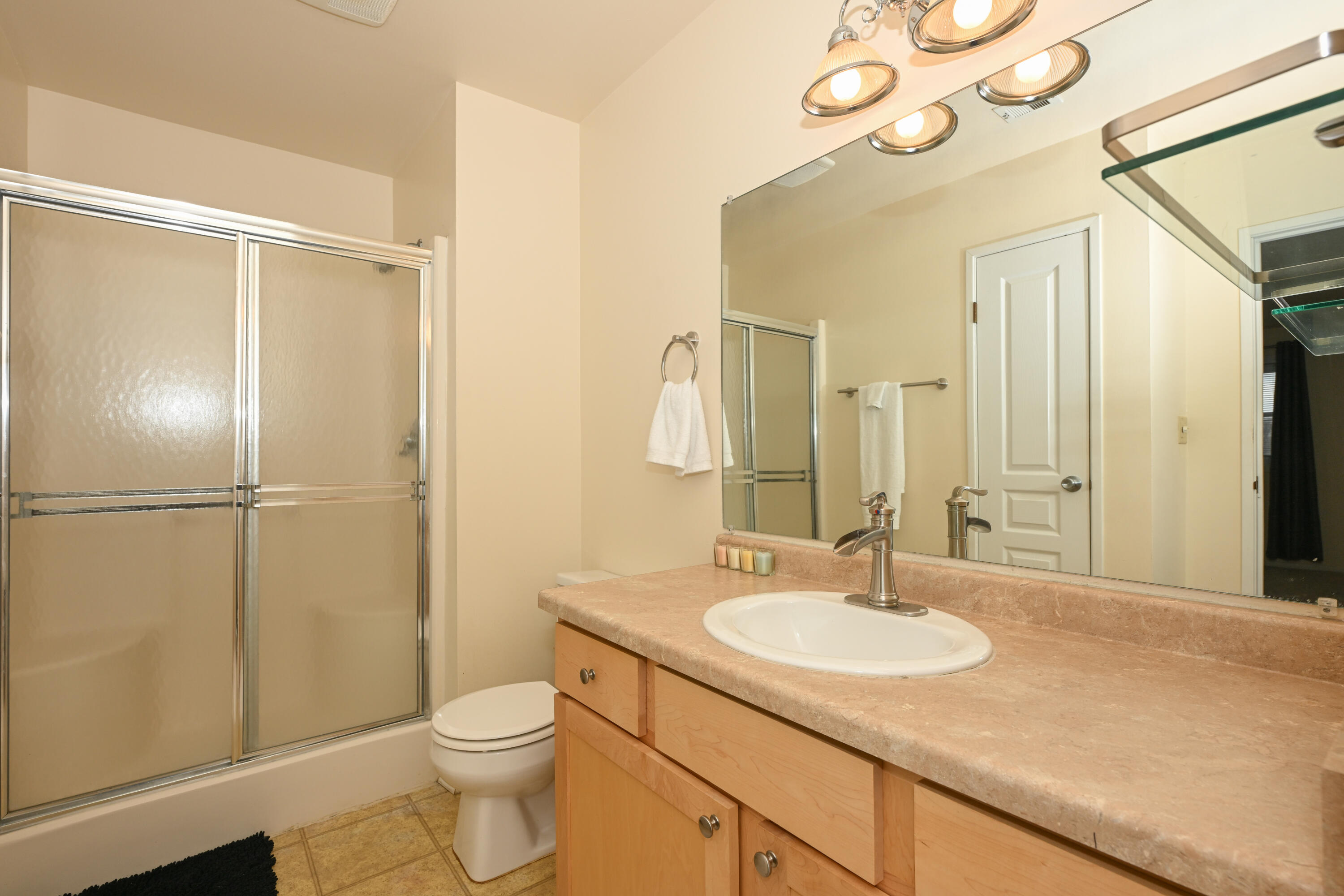 12765 West Hampton Avenue, Unit 207 Butler, WI 53007 - Photo 15 of 36 Photo (20)