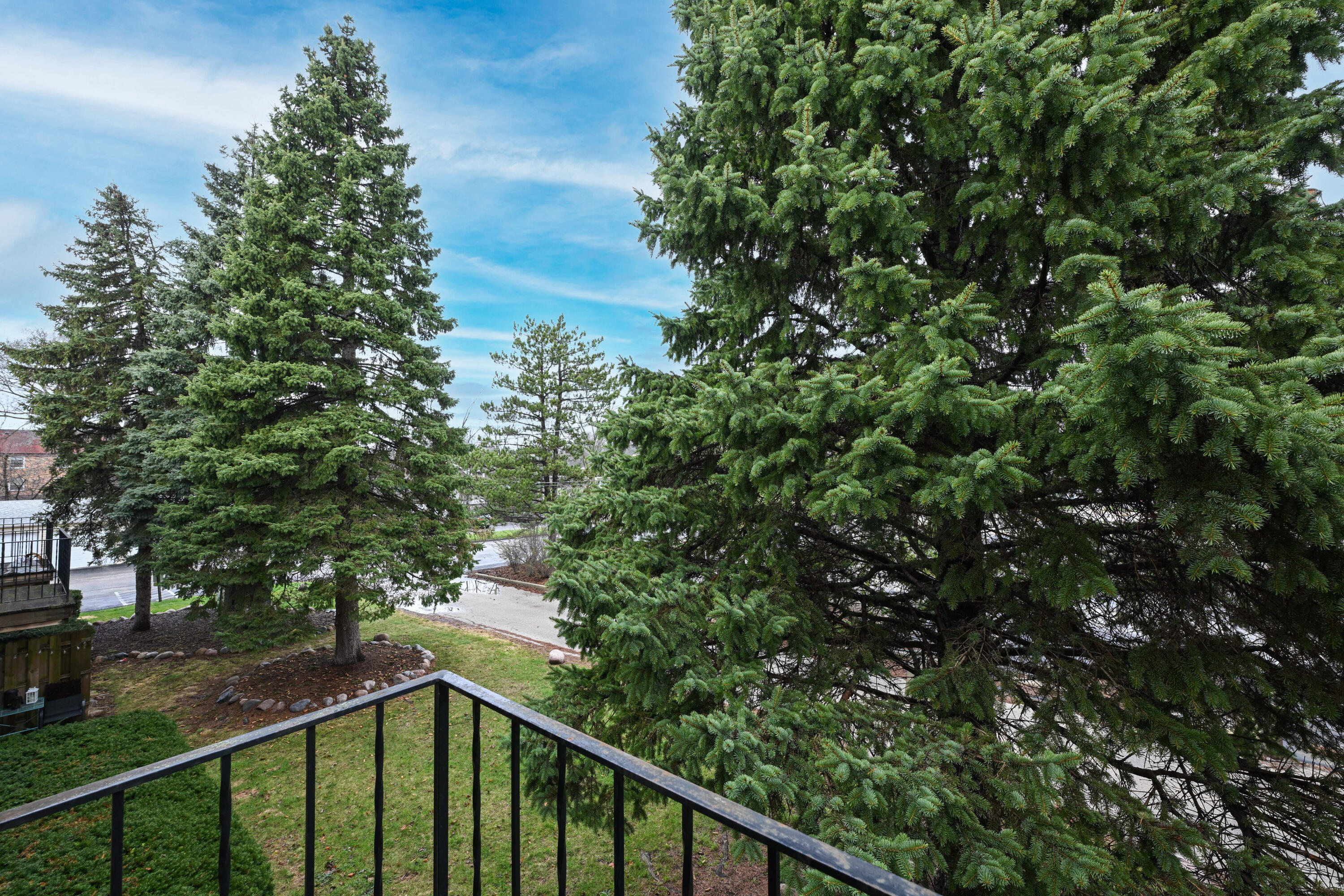 12765 West Hampton Avenue, Unit 207 Butler, WI 53007 - Photo 20 of 36 Photo (25)