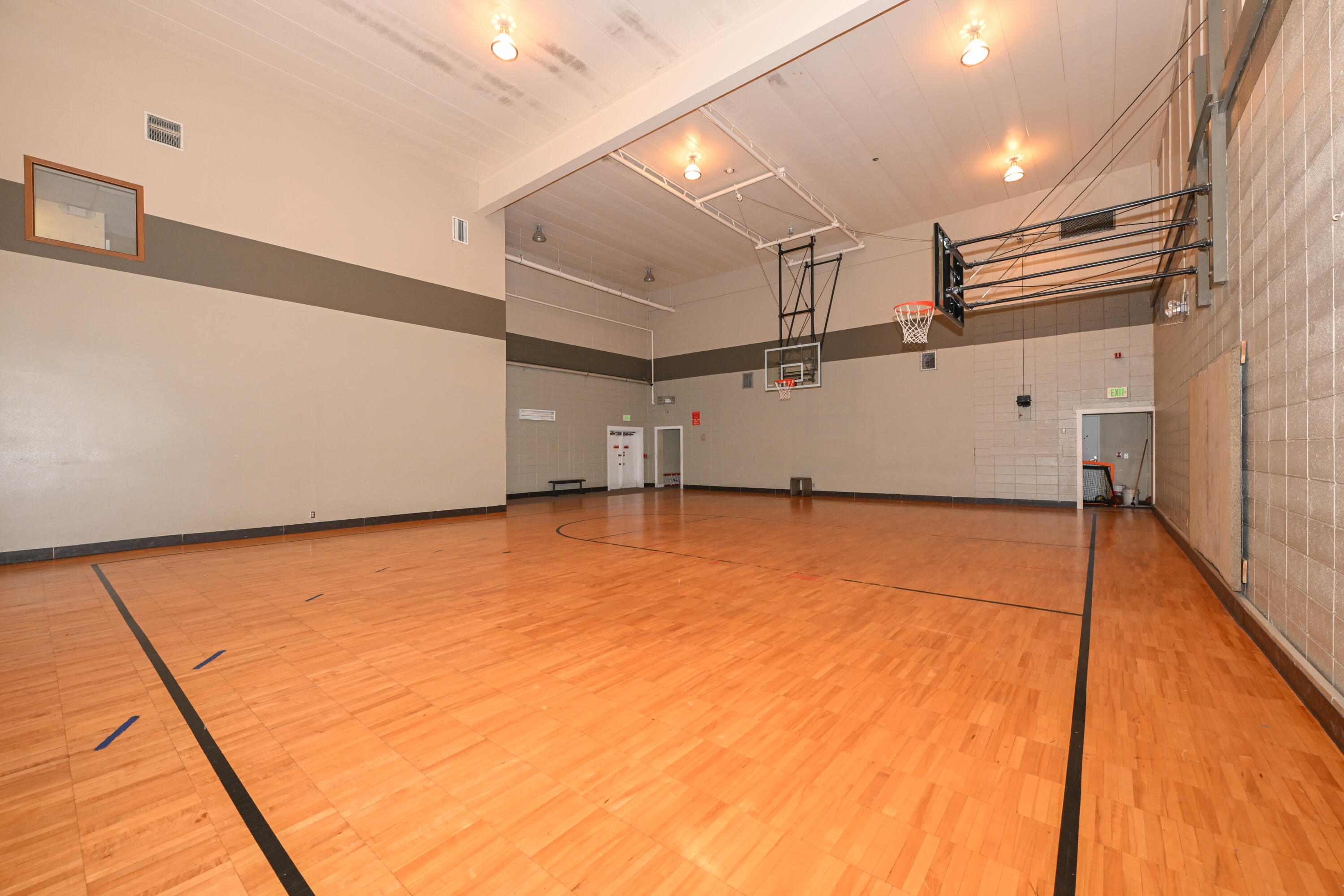 12765 West Hampton Avenue, Unit 207 Butler, WI 53007 - Photo 22 of 36 Photo (27)