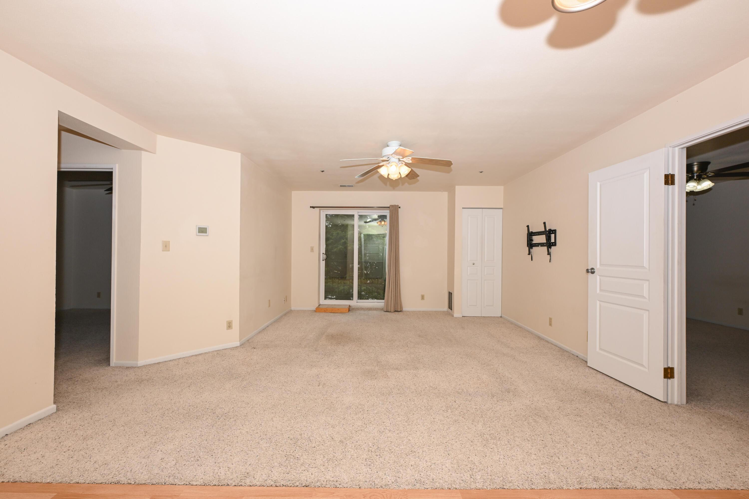 12765 West Hampton Avenue, Unit 207 Butler, WI 53007 - Photo 4 of 36 Photo (9)