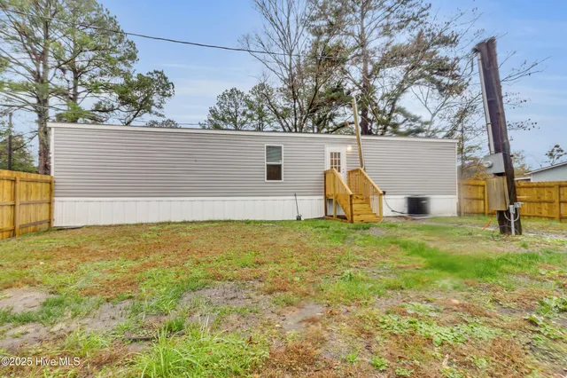 $1,350 | 108 Gladewood Circle, New Bern, NC 28560
