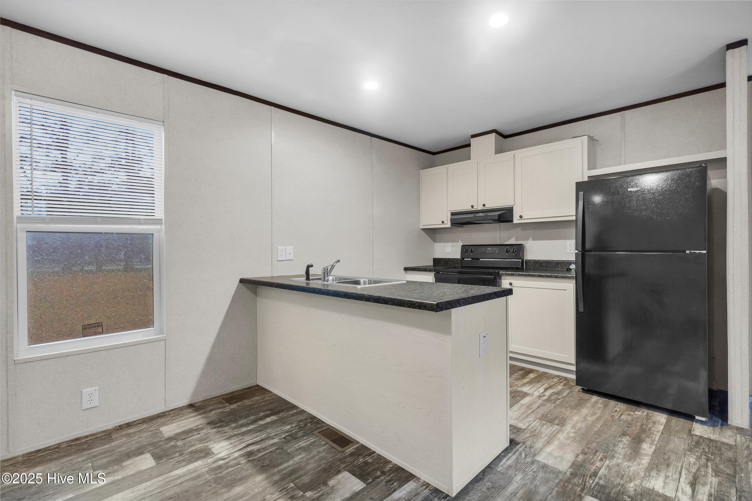 108 Gladewood Circle New Bern, NC 28560 - Photo 4 of 26 4_3