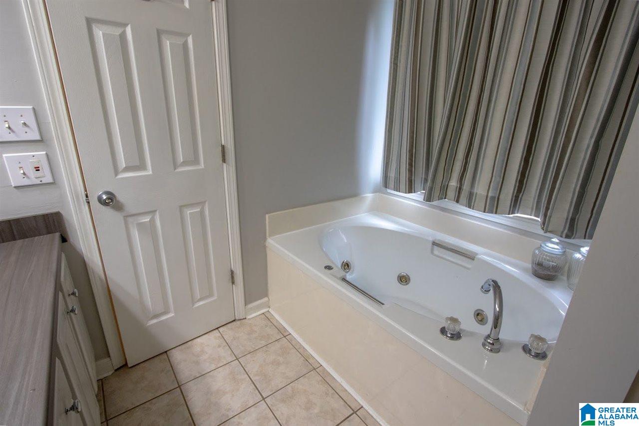 104 Spring Place Alabaster, AL 35007 - Photo 17 of 32