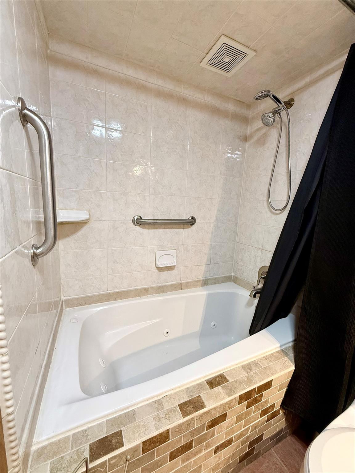 2601 South Course Drive, Unit 104 Pompano Beach, FL 33069 - Photo 26 of 33 Photo 26