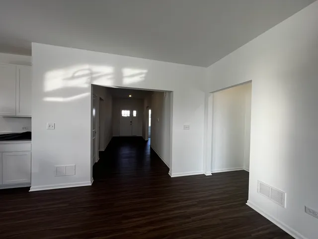 $3,500 | 14913 South Dyer Lane, Plainfield, IL 60544