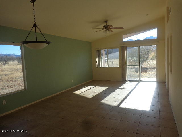 125 Alemania Court Rio Rico, AZ 85648 - Photo 5 of 13