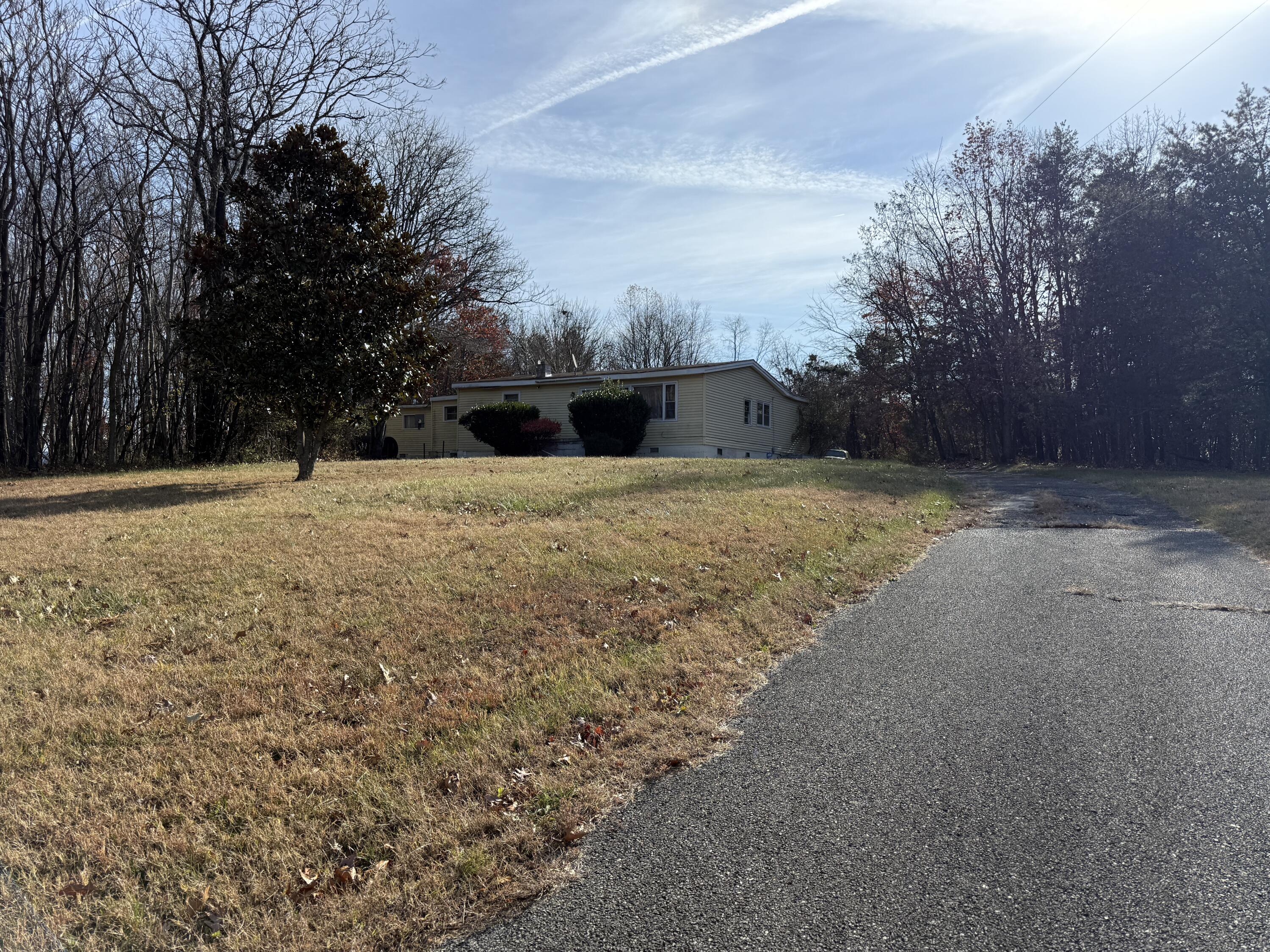 7212 Wood Haven Road Roanoke, VA 24019 - Photo 3 of 39 a view of empty space with mountain