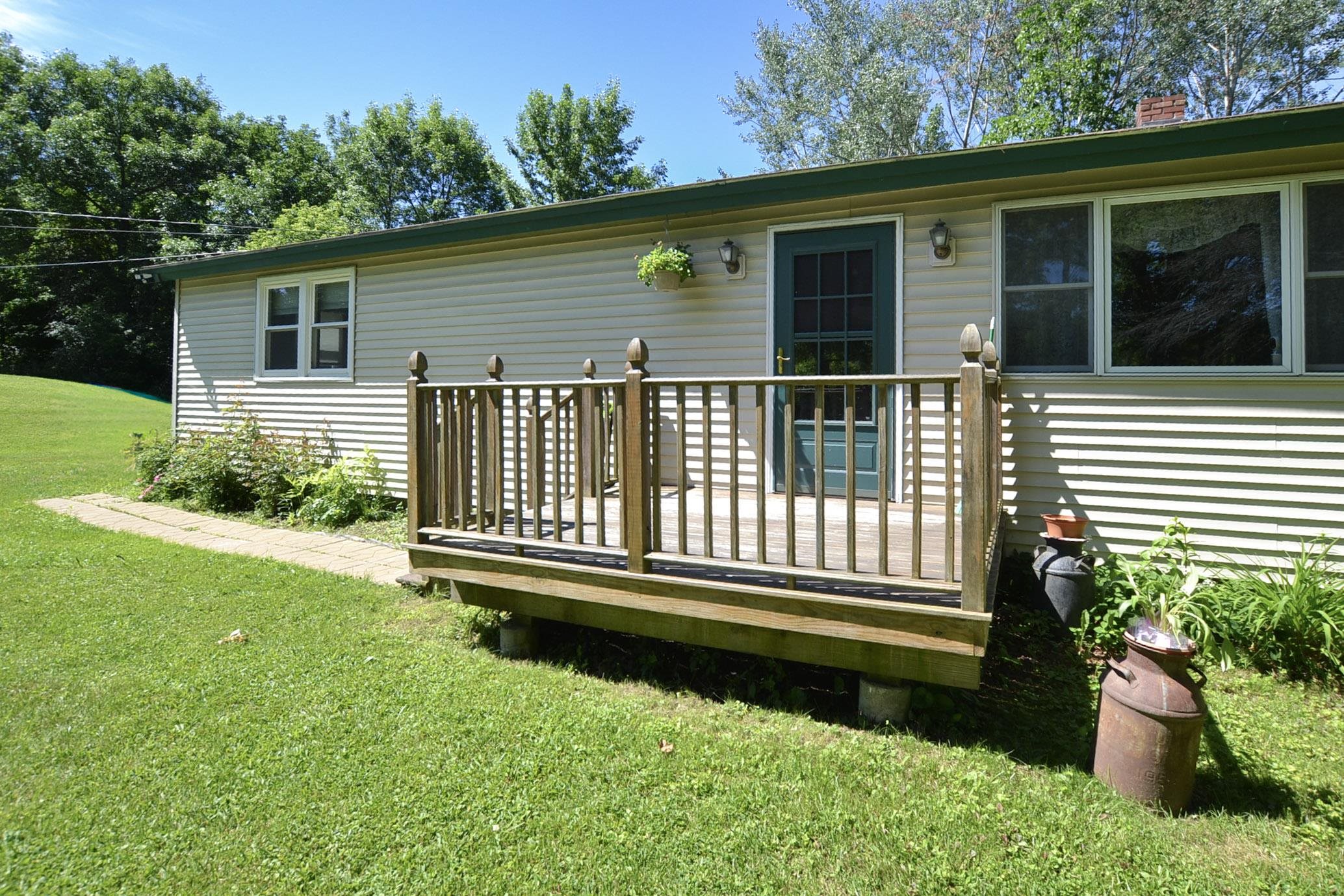 492 Curve Hill Road Colchester, VT 05446 - Photo 5 of 58