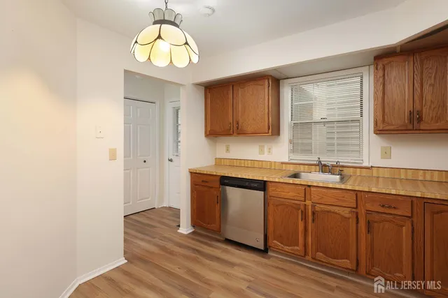 $2,150 | 123 G Concordia Circle, Unit G, Monroe Township, NJ 08831