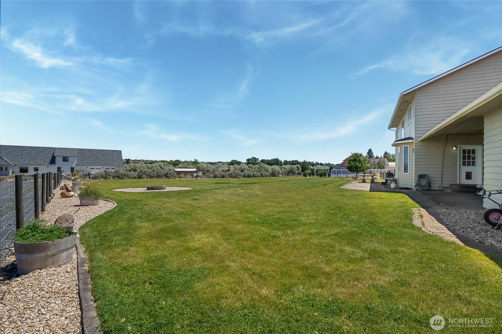 5621 Rd J.4 Northeast Moses Lake, WA 98837 - Photo 37 of 40