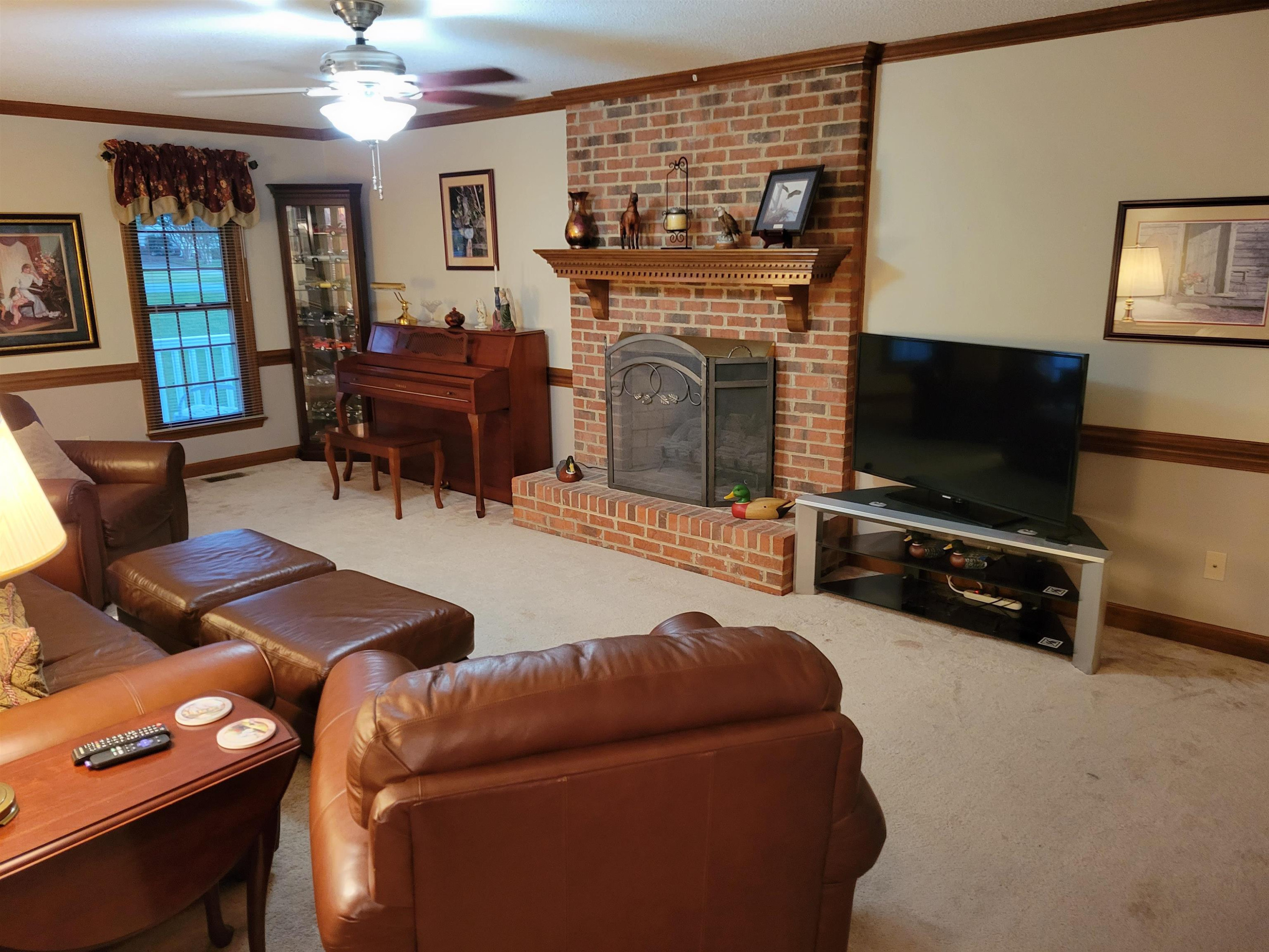 5924 Hampton Ridge Road Raleigh, NC 27603 - Photo 15 of 23 Living Room