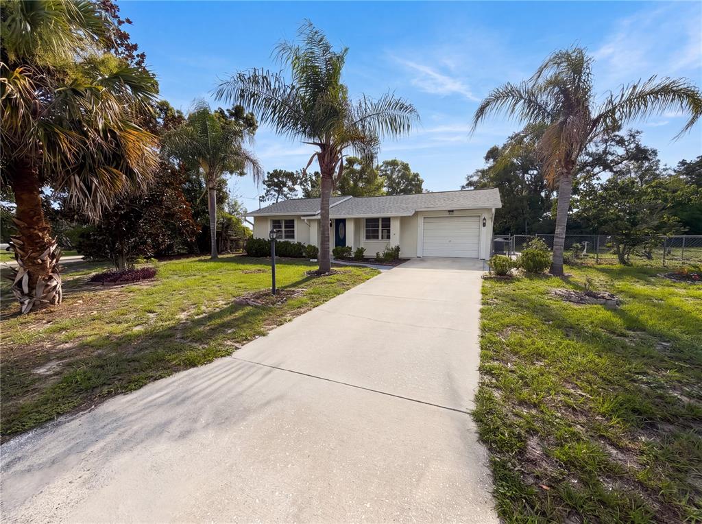 5304 Harbinger Road Spring Hill, FL 34608 - Photo 3 of 23