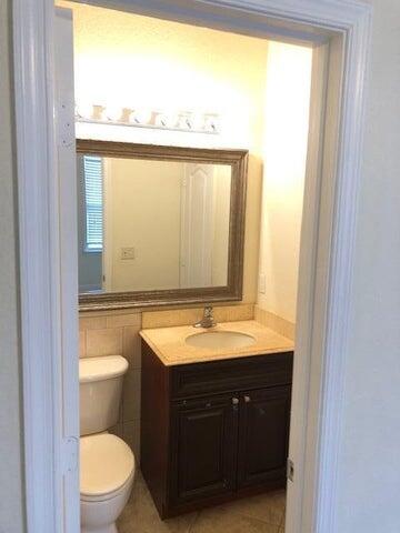 4907 Springfield Street Lake Worth, FL 33463 - Photo 5 of 10 20190909200125253748000000-o