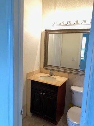 4907 Springfield Street Lake Worth, FL 33463 - Photo 8 of 10 20190909200135501314000000-o