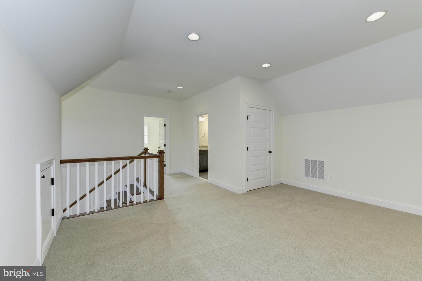 4521 25th Road North Arlington, VA 22207 - Photo 17 of 23 Loft