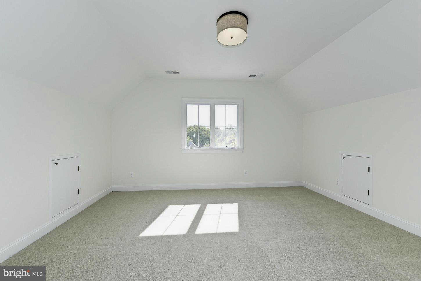 4521 25th Road North Arlington, VA 22207 - Photo 18 of 23 Bedroom in Loft