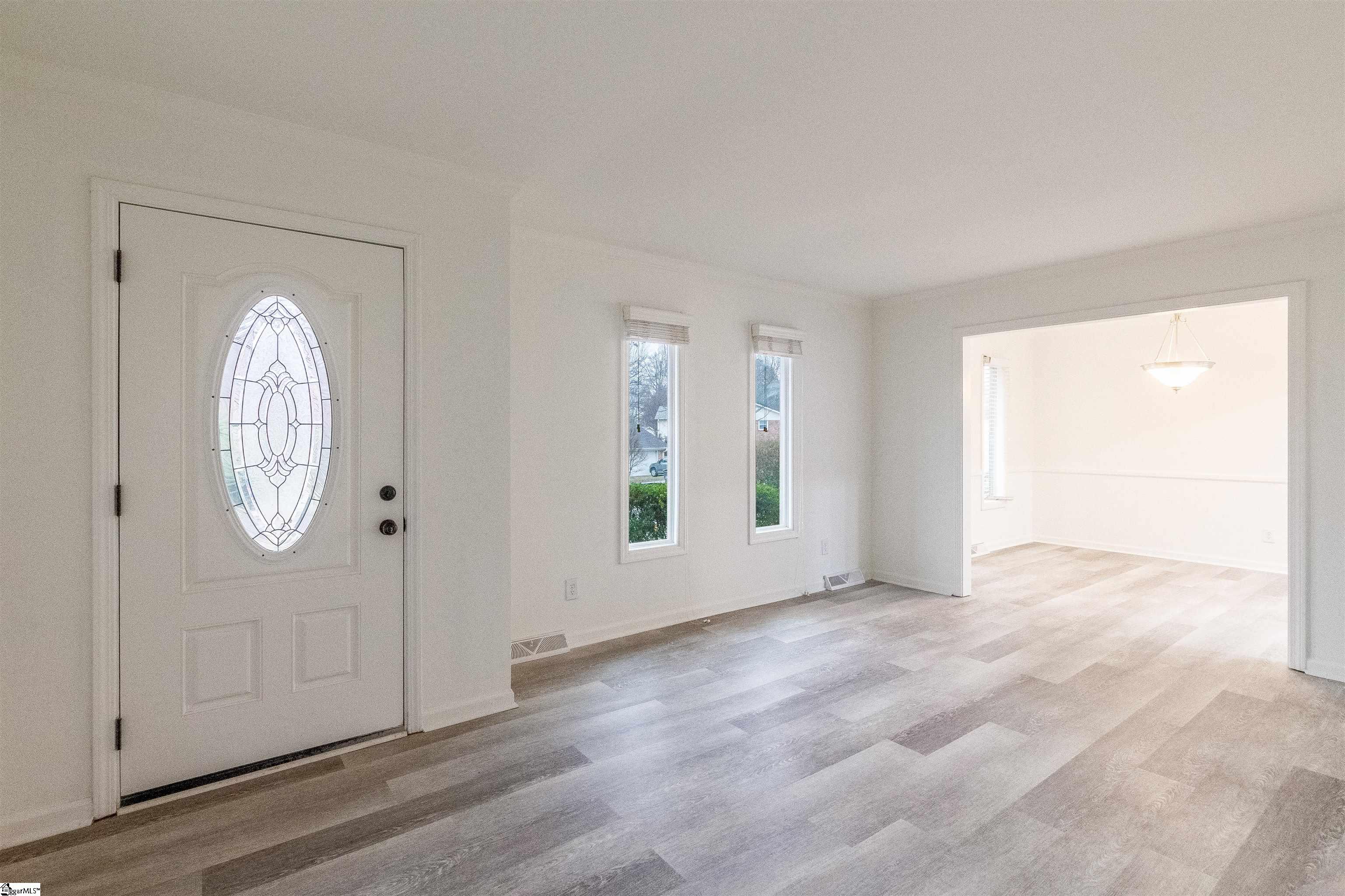 5 Wetherill Road Greenville, SC 29615 - Photo 3 of 25 Gallery Image 3