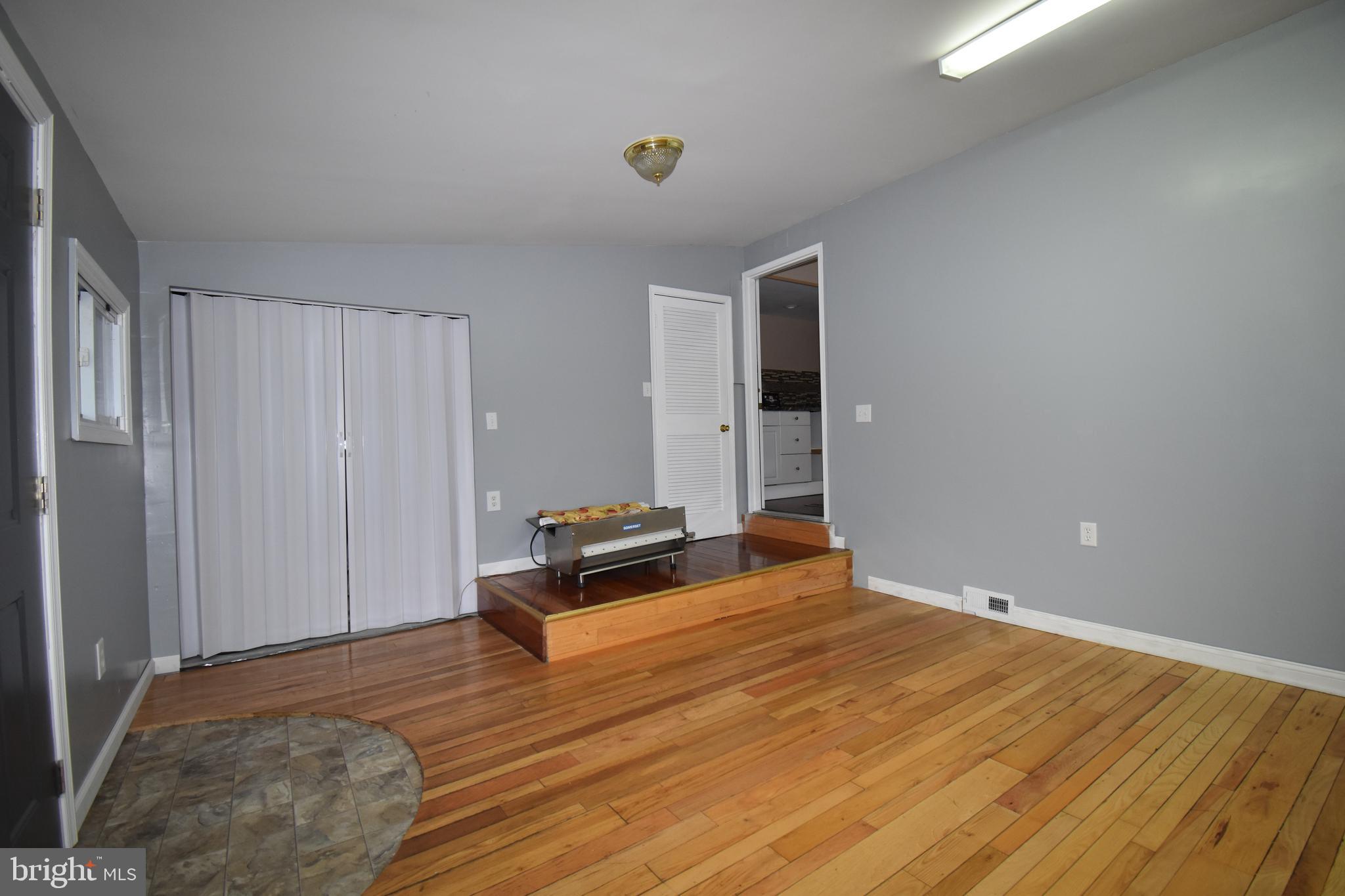 3310 Milford Mill Road Baltimore, MD 21244 - Photo 11 of 24