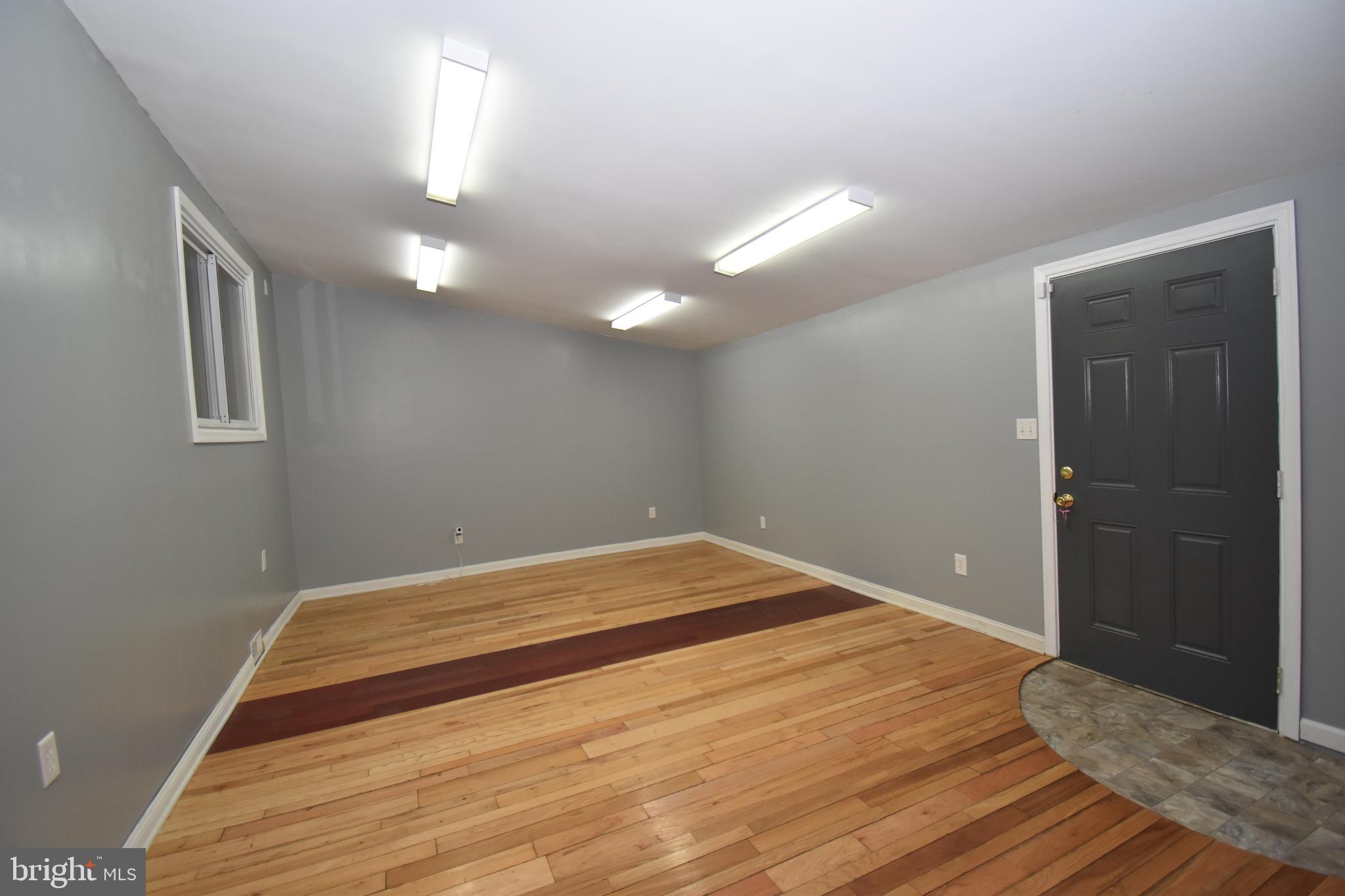 3310 Milford Mill Road Baltimore, MD 21244 - Photo 14 of 24