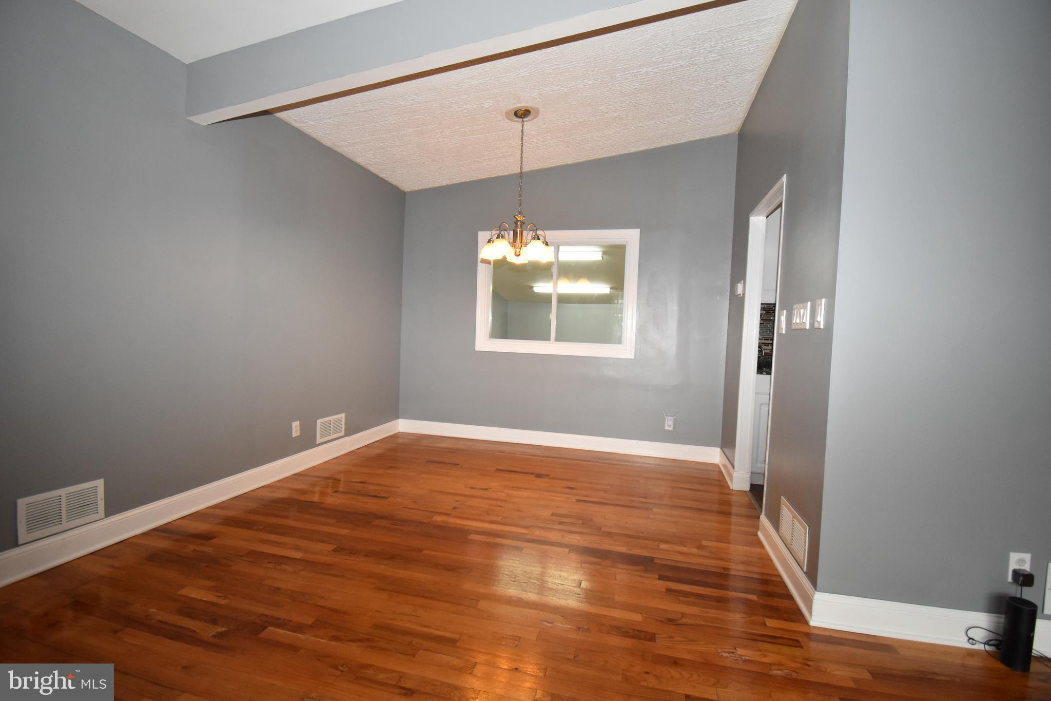 3310 Milford Mill Road Baltimore, MD 21244 - Photo 6 of 24